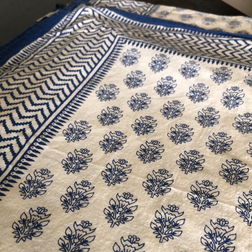 Ridgefield Table cloth 60x 120
